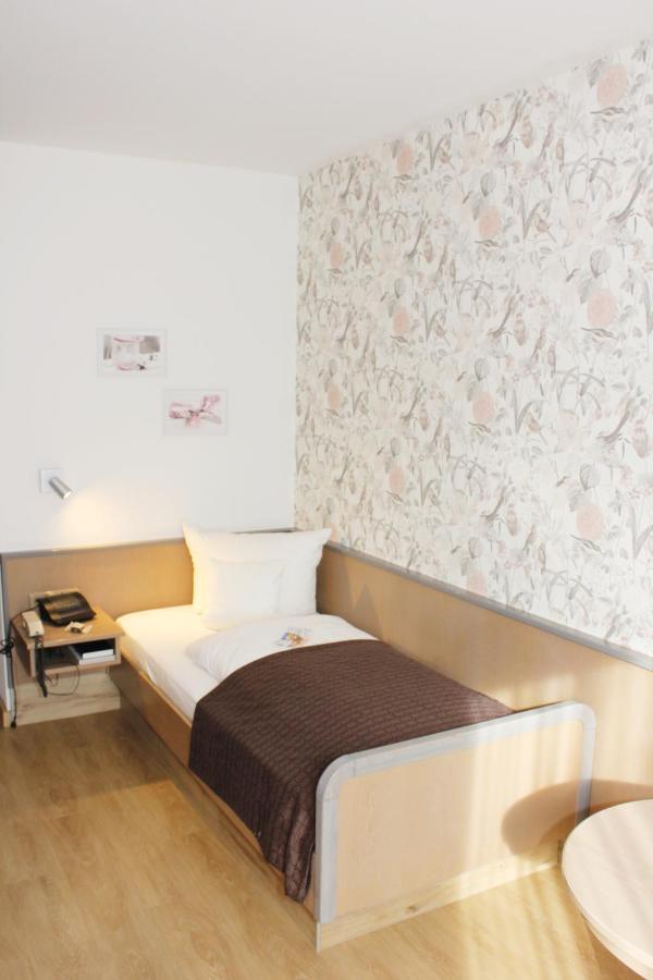 Landhotel Zum Boehm Roth  Extérieur photo