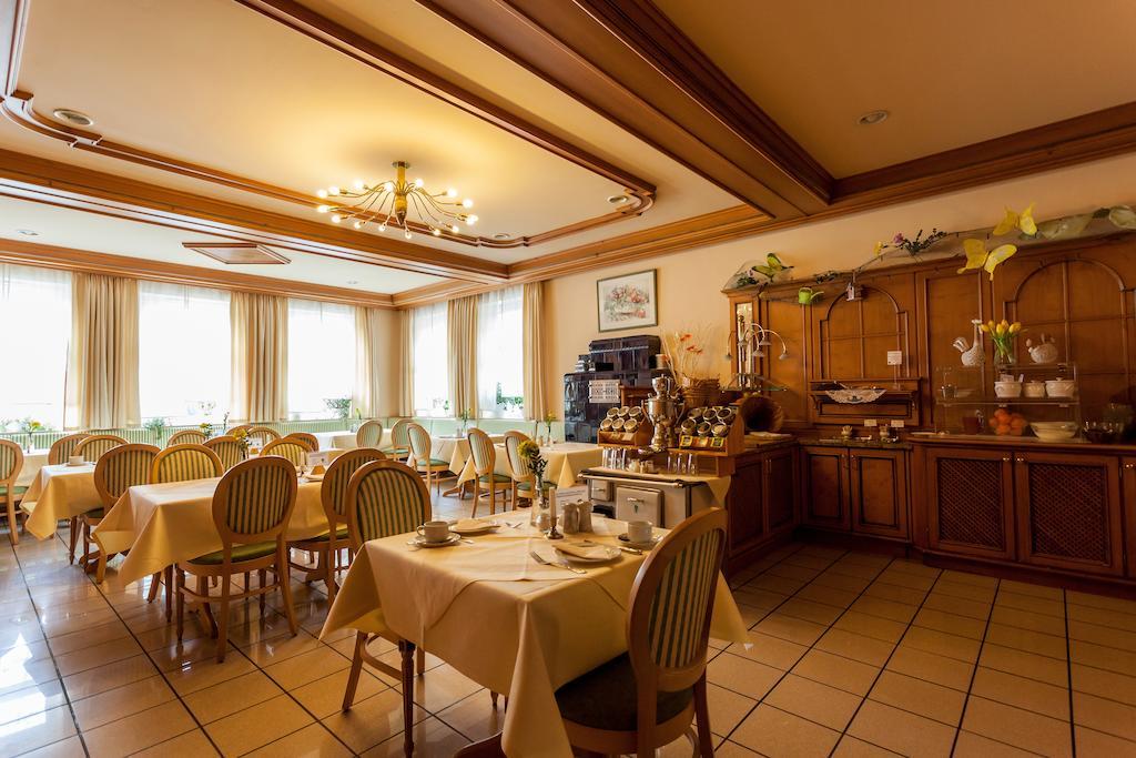 Landhotel Zum Boehm Roth  Extérieur photo