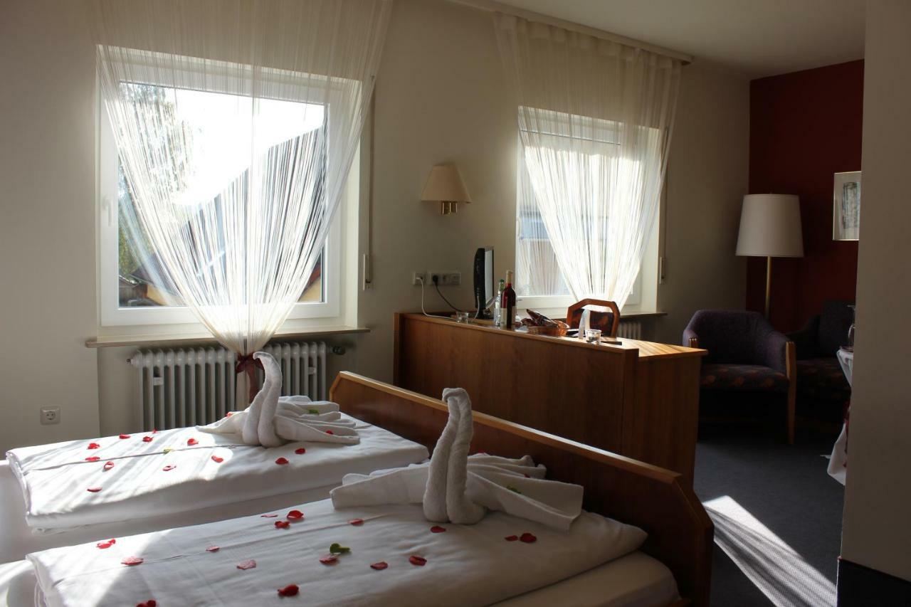 Landhotel Zum Boehm Roth  Extérieur photo
